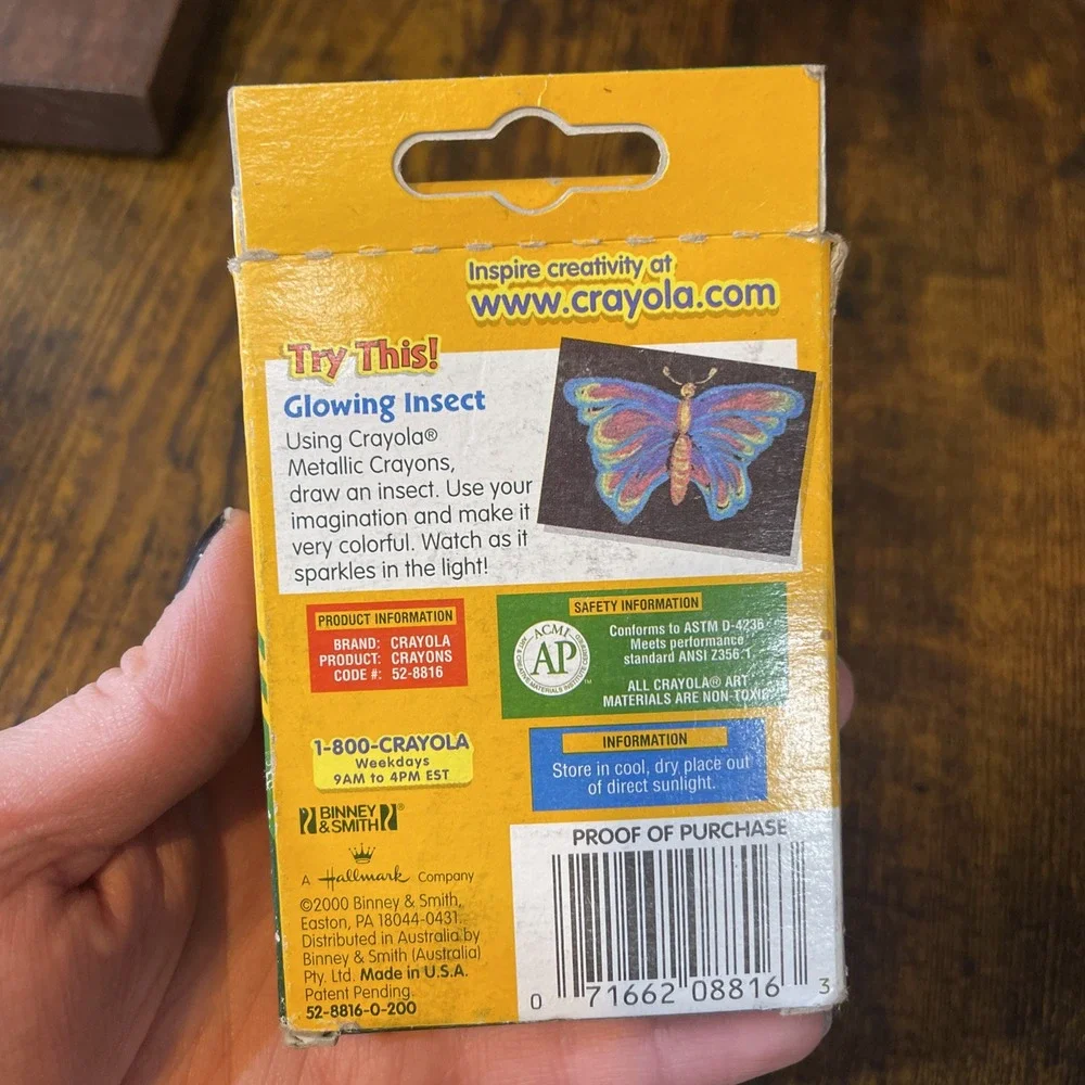 Vintage 2000 Crayola Crayons Used Original 16 Ct. Box  